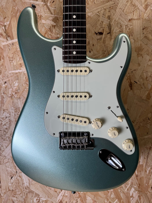 Fender American Professional II Stratocaster®, Rosewood Fingerboard, Mystic Surf Green - Pre-Owned