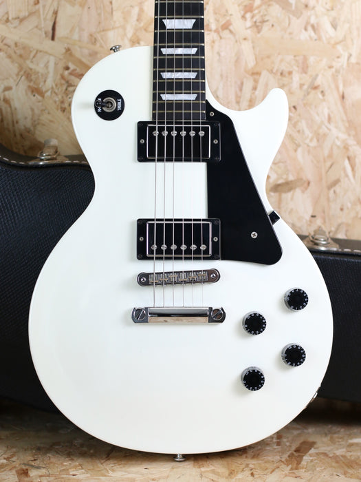 2011 Gibson Les Paul Studio in Alpine White w/Gibson Case - Pre-owned