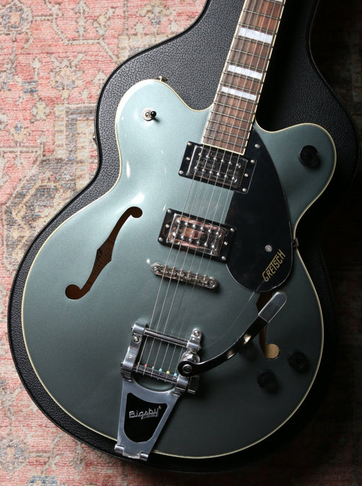 Gretsch G2622T Streamliner™ Center Block Double-Cut with Bigsby®, Laurel Fingerboard, Broad’Tron™ BT-2S Pickups, Stirling Green - Guitar Warehouse