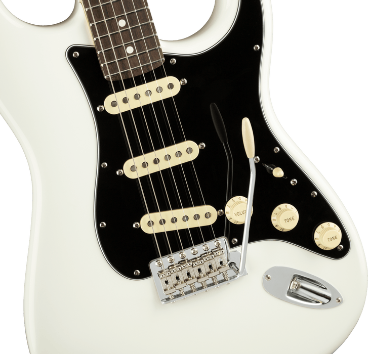 Fender USA American Performer Stratocaster®, Rosewood Fingerboard, Arctic White