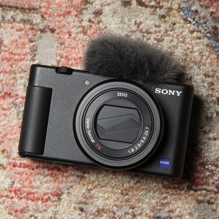SONY ZV-1 Digital Camera + SONY GP-VPT2BT Tripod / Shooting Grip Vlogging - Guitar Warehouse