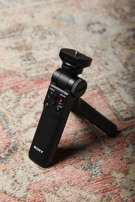 SONY ZV-1 Digital Camera + SONY GP-VPT2BT Tripod / Shooting Grip Vlogging - Guitar Warehouse