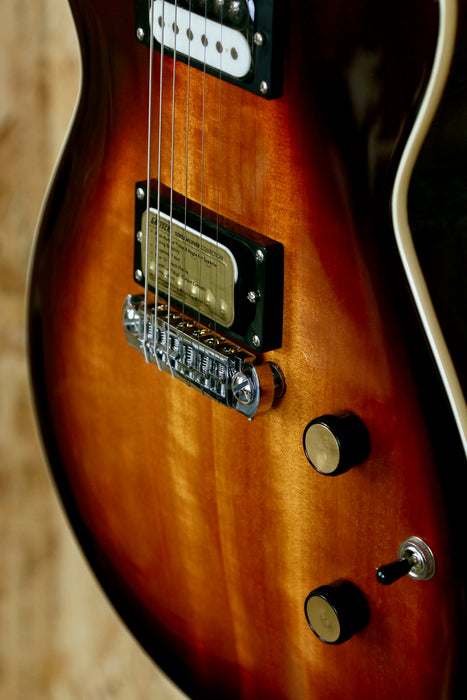 Gretsch Streamliner™ Jet™ Single-Cut Wraparound Bridge, Duo-Tone Burst