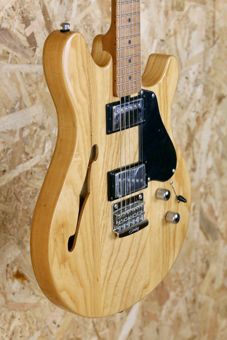 Sterling by Music Man Valentine Chambered - Natural - B-Stock