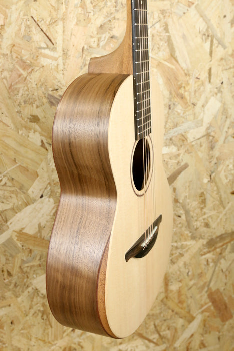 Sheeran by Lowden W04 Electro Acoustic w/Gigbag - Pre-owned