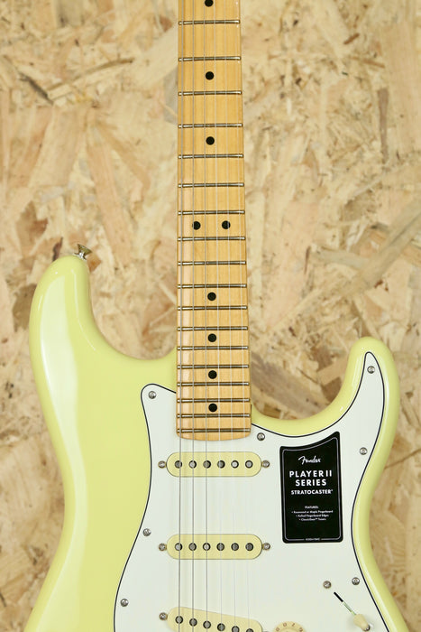 Fender Player II Stratocaster®, Maple Fingerboard, Hialeah Yellow (B-Stock)