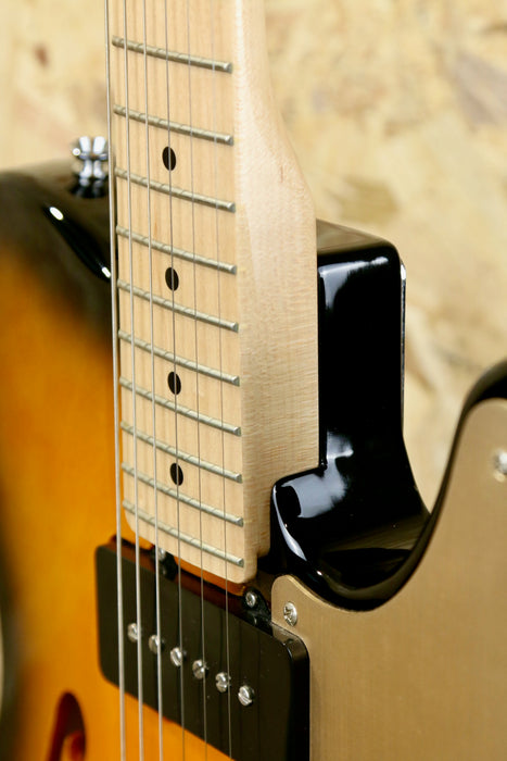 2021 Squier Paranormal Cabronita Telecaster Thinline in 2-Tone Sunburst - Pre-Owned