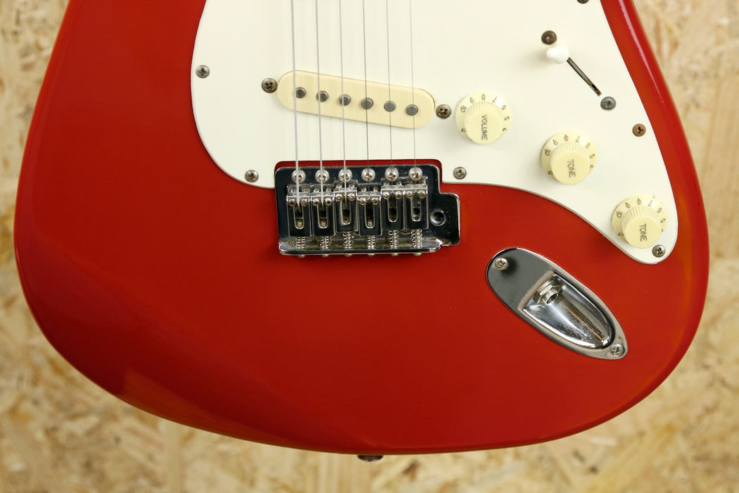 80/90's MIK Squier Stratocaster in Faded Red w/Maple - Pre-Owned