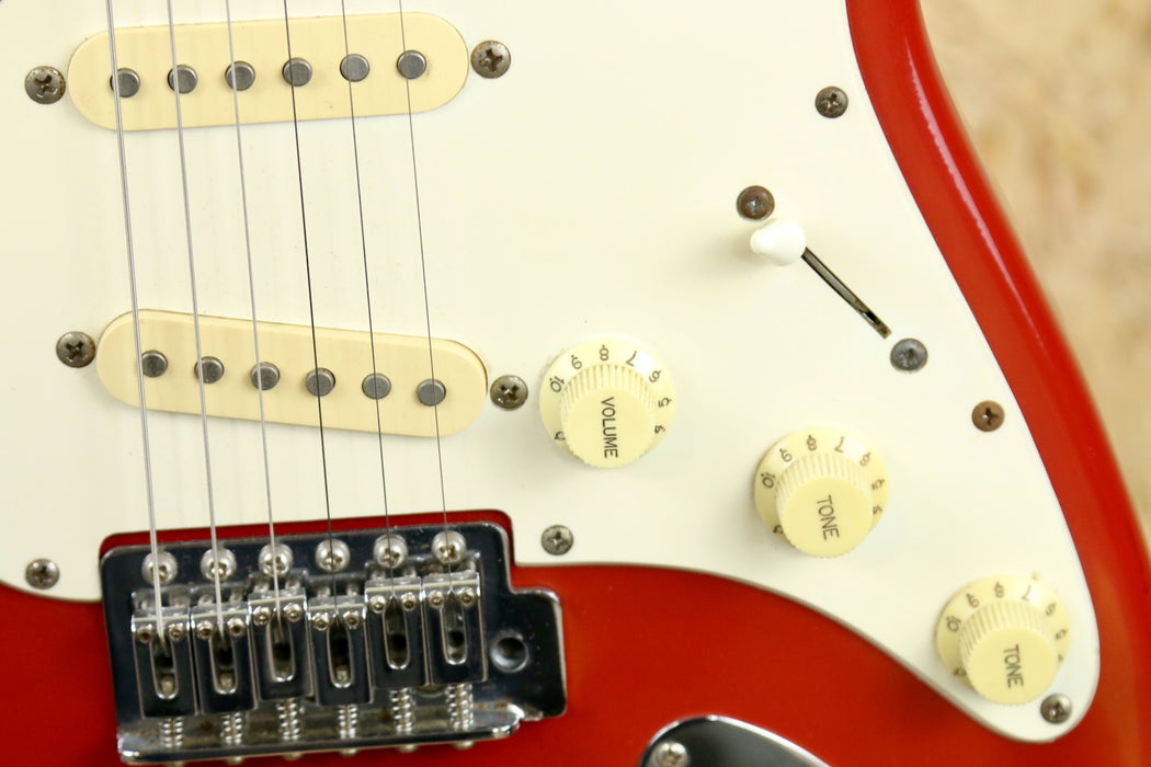 80/90's MIK Squier Stratocaster in Faded Red w/Maple - Pre-Owned