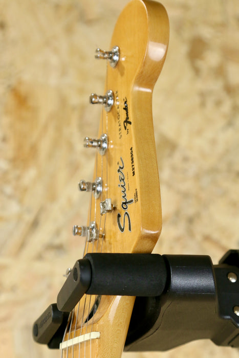 80/90's MIK Squier Stratocaster in Faded Red w/Maple - Pre-Owned