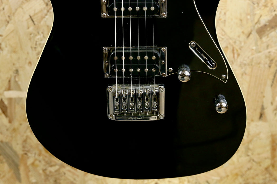 2010's Ibanez FR320 24 Fret in Black - Pre-owned