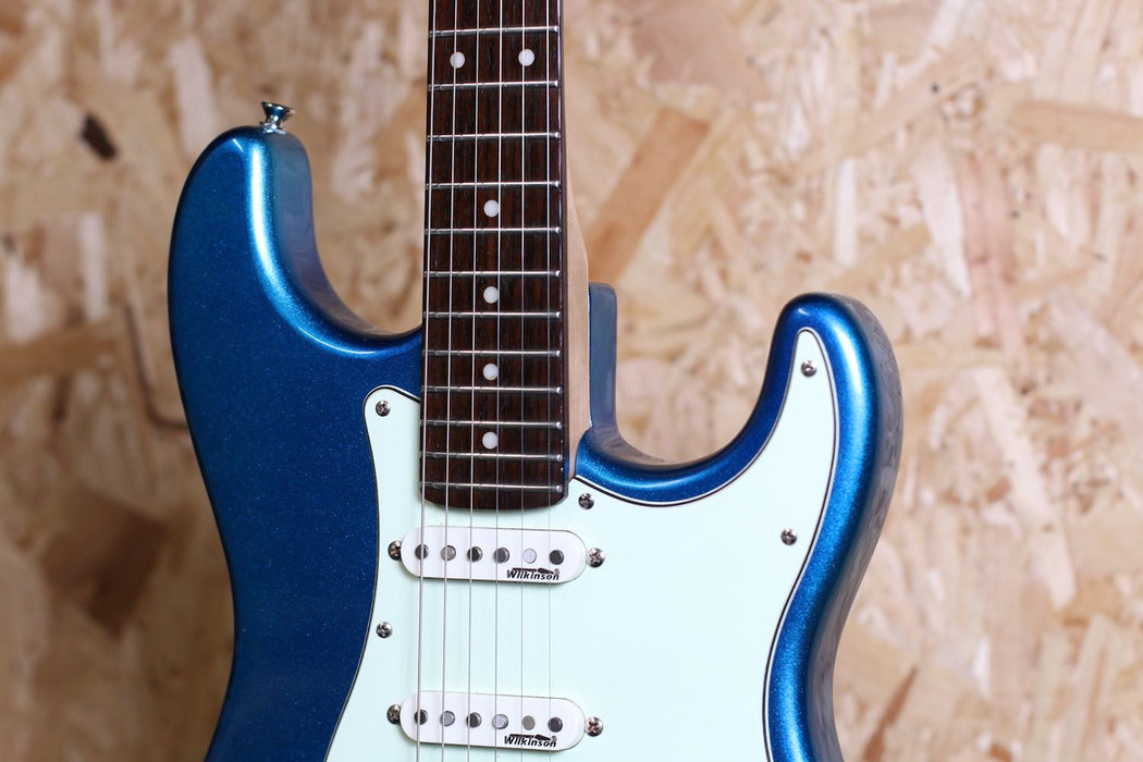Vintage V6 Reissued Electric Guitar Candy Apple Blue - Pre-Owned