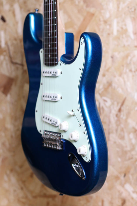Vintage V6 Reissued Electric Guitar Candy Apple Blue - Pre-Owned