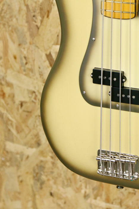 2024 Squier Limited Edition Classic Vibe 70's Precision Bass Guitar in Antigua Burst - Pre-owned