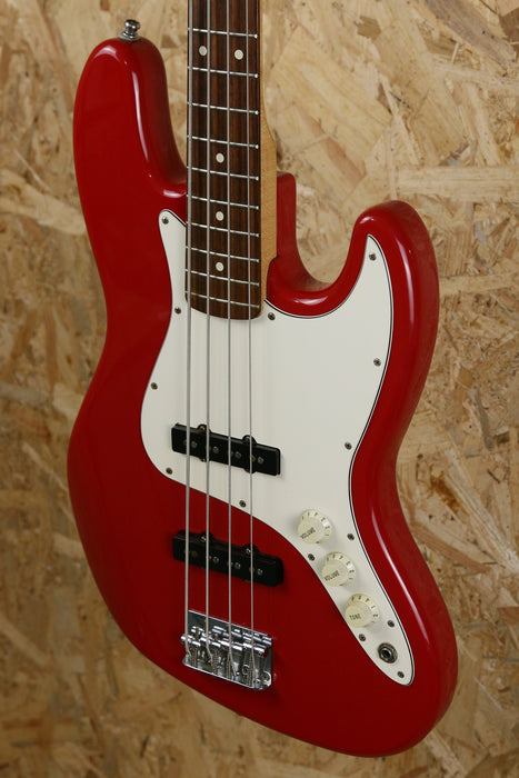 1997 Fender MIM Jazz Bass in Red - Pre-owned