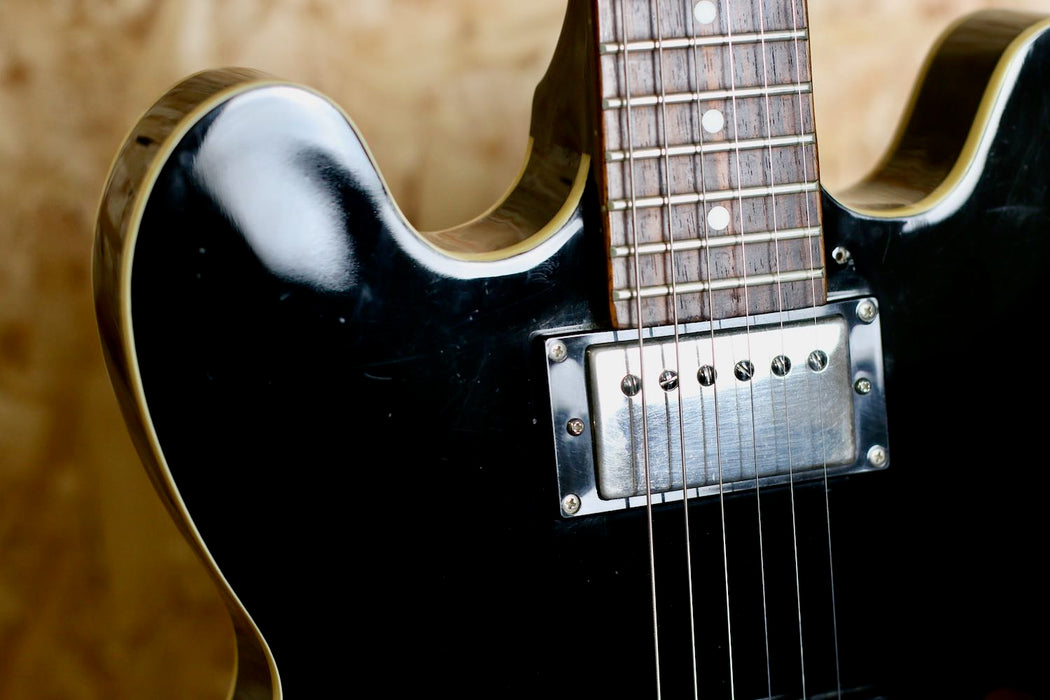 2009 Epiphone 335 Dot in Black - Pre-owned