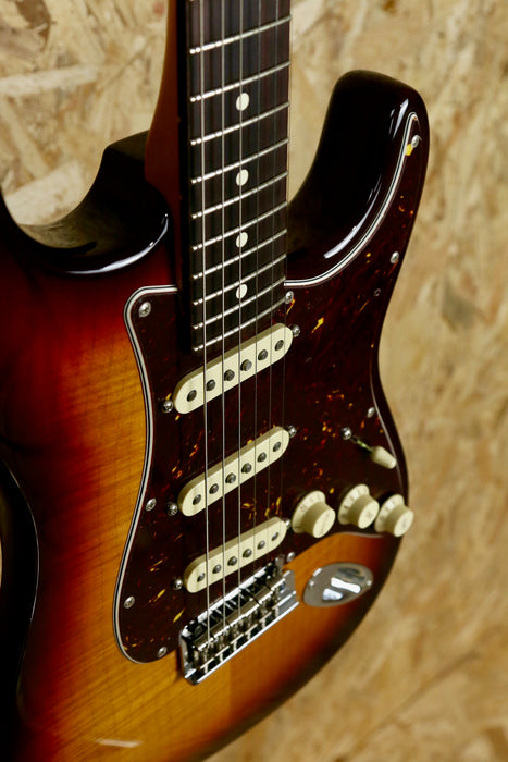 Fender 70th Anniversary American Professional II Stratocaster®, Rosewood Fingerboard, Comet Burst