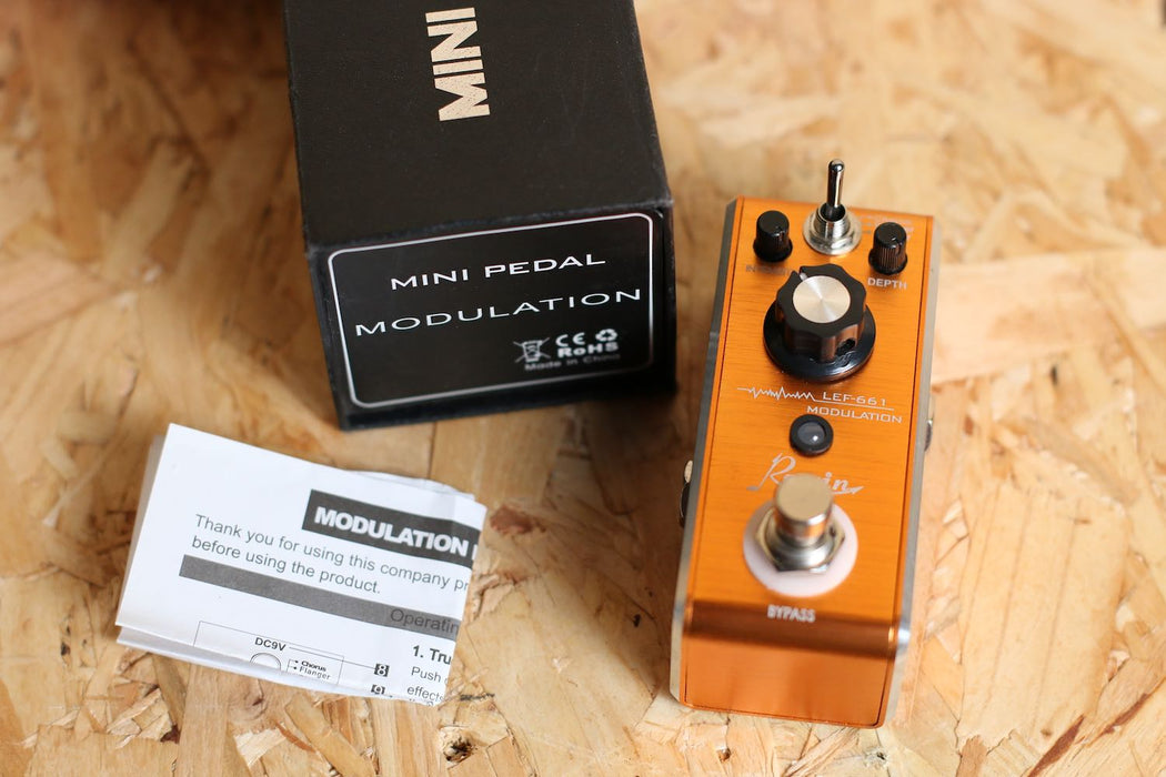 Rowin Modulation LEF-661 Chorus / Flanger / Phaser - Pre-owned