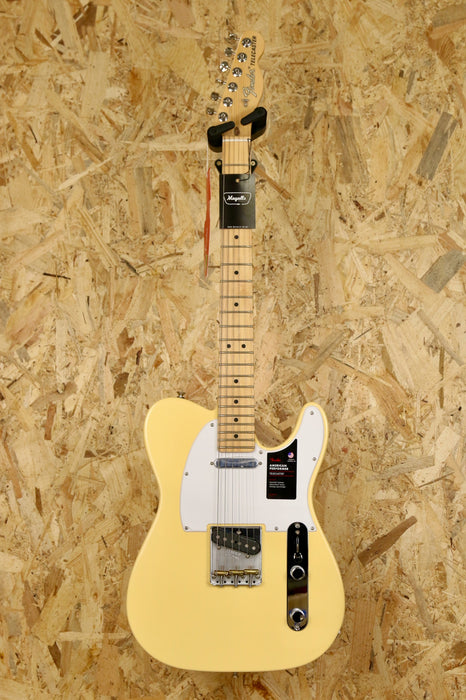 Fender American Performer Telecaster® w/ Maple Fingerboard in Vintage White