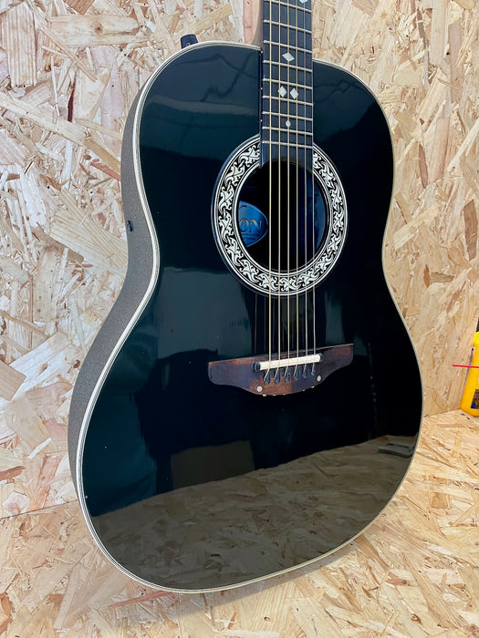 Pre-owned 1982 Ovation Roundback Deluxe Balladeer Model 1612 Electro Acoustic
