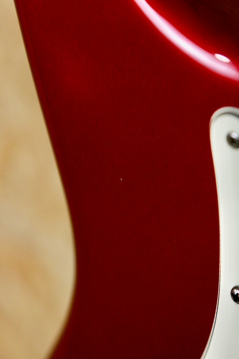 2013 Fender Mex Standard in Candy Apple Red - Pre-owned