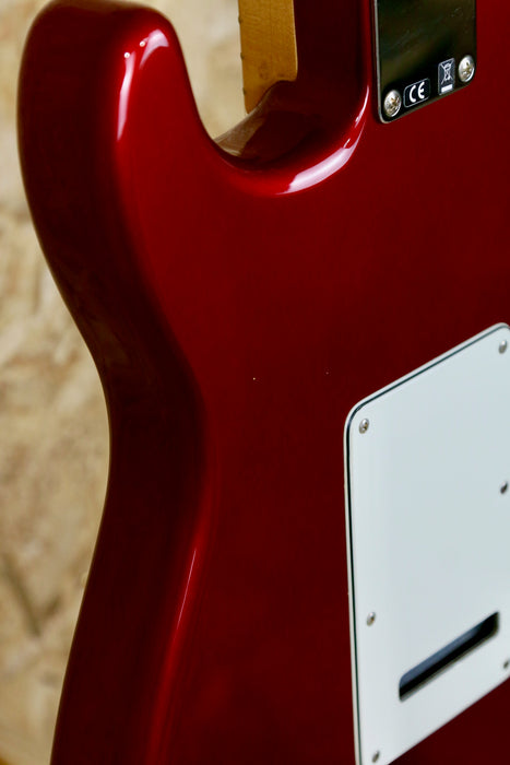 2013 Fender Mex Standard in Candy Apple Red - Pre-owned