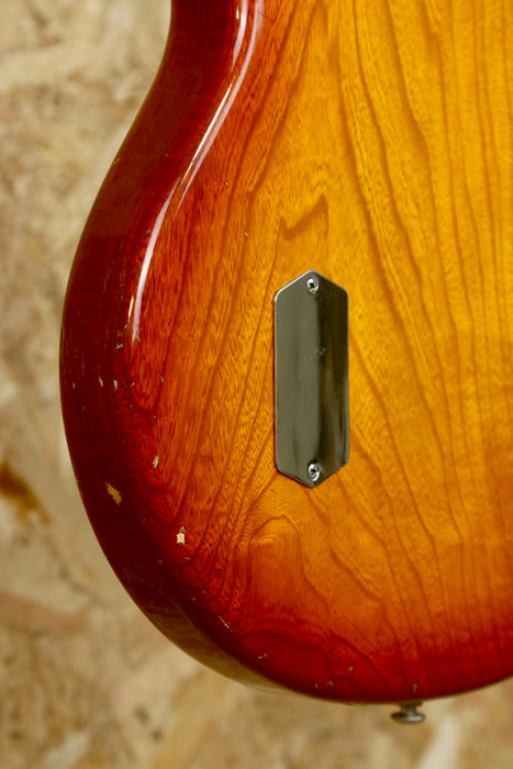 1980's Ernie Ball Music Man Stingray Bass Guitar in Honeyburst - Pre-owned