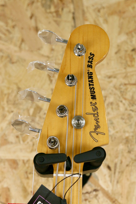 Fender Player II Mustang® Bass PJ, Maple Fingerboard, Polar White - B-Stock