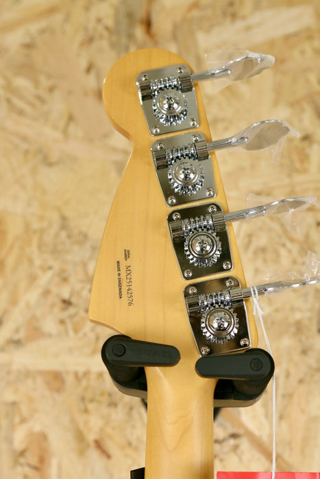 Fender Player II Mustang® Bass PJ, Maple Fingerboard, Polar White - B-Stock