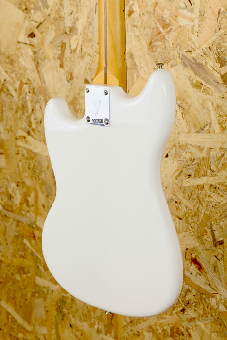 Fender Player II Mustang® Bass PJ, Maple Fingerboard, Polar White - B-Stock