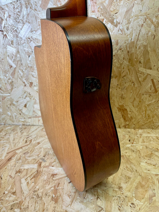 Simon & Patrick S&P 6 CW CEDAR Solid Top Electro Acoustic Guitar - Pre-owned