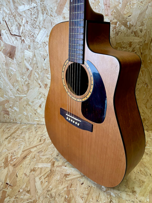 Simon & Patrick S&P 6 CW CEDAR Solid Top Electro Acoustic Guitar - Pre-owned