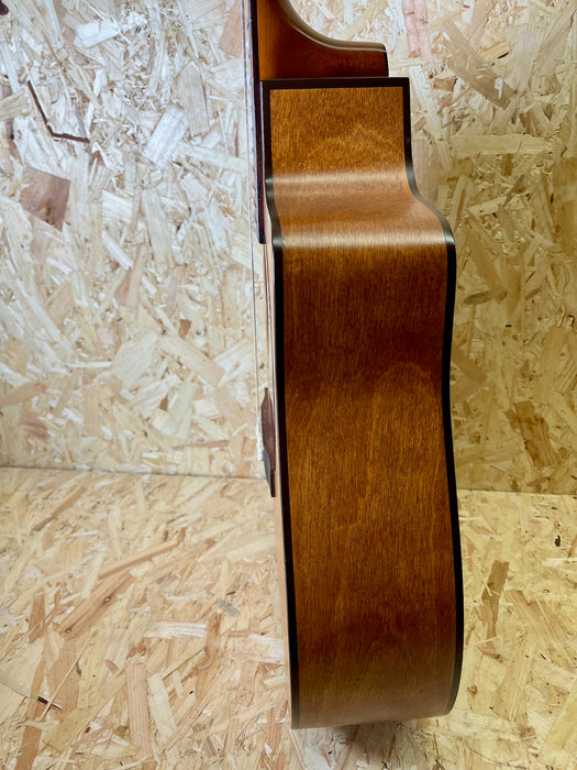 Simon & Patrick S&P 6 CW CEDAR Solid Top Electro Acoustic Guitar - Pre-owned