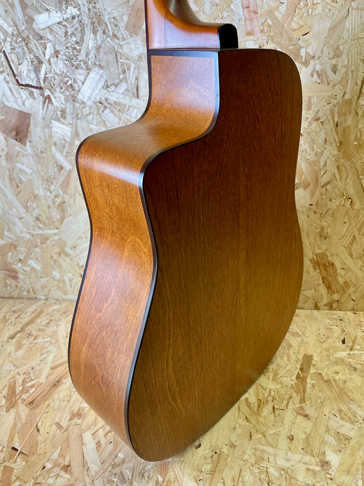 Simon & Patrick S&P 6 CW CEDAR Solid Top Electro Acoustic Guitar - Pre-owned