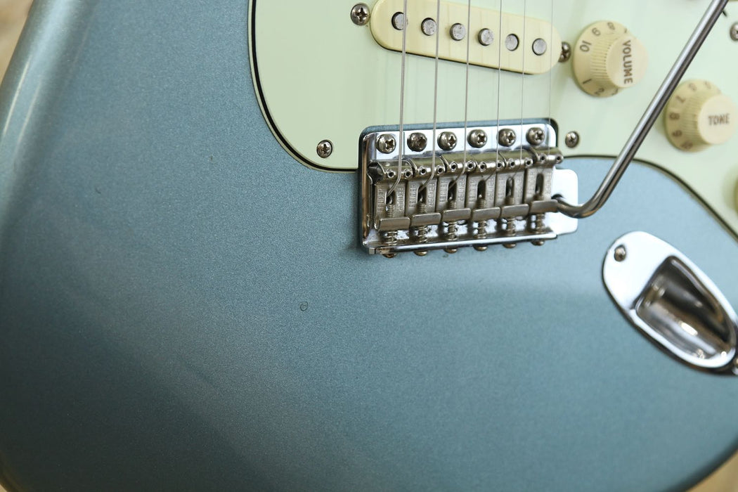 2022 Fender Vintera 60s Stratocaster in Ice Blue Metallic - Pre-owned