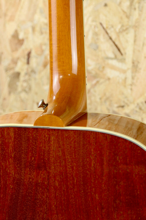 2013 Gibson J-100 1941 Re-issue Electro Acoustic in Natural w/Gibson Hardcase - Pre-owned