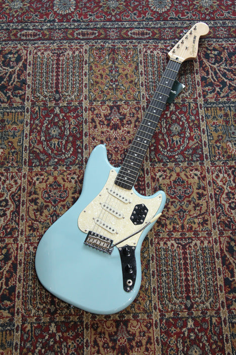 2020 Squier Paranormal Cyclone 3 Single Coil - Daphne Blue