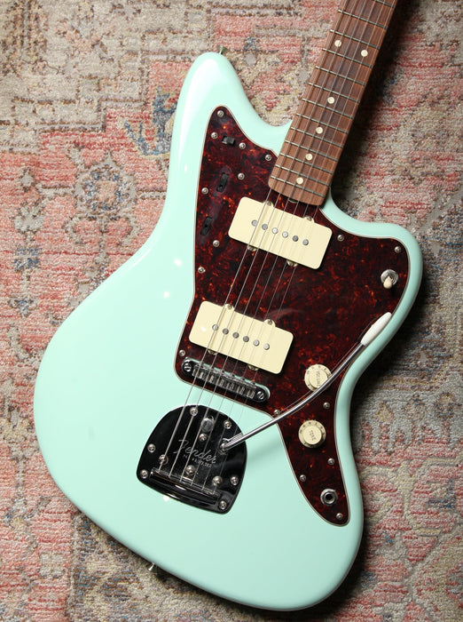 Pre-Owned 2020 Fender Vintera Jazzmaster 60s Modified - Surf Green