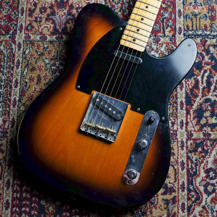 2014 Fender Road Worn® '50s Telecaster 2 Tone Sunburst / Maple