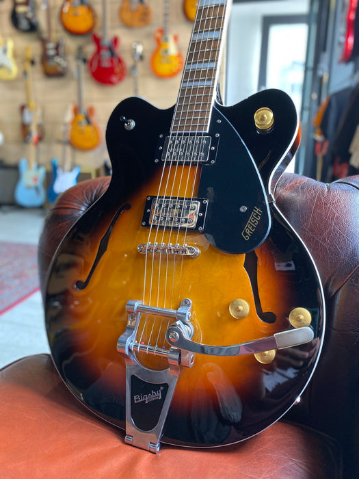 Gretsch G2622T Streamliner™ Center Block With Bigsby®, Sunburst