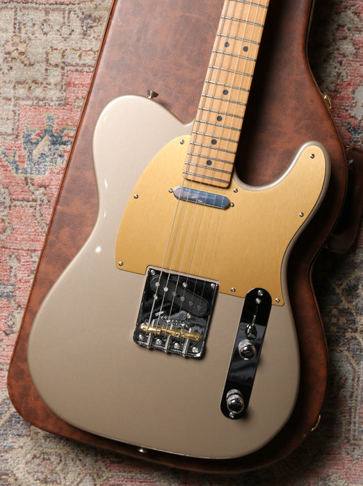 Fender Limited Edition American Professional II Telecaster®, Roasted Maple Fingerboard, Shoreline Gold